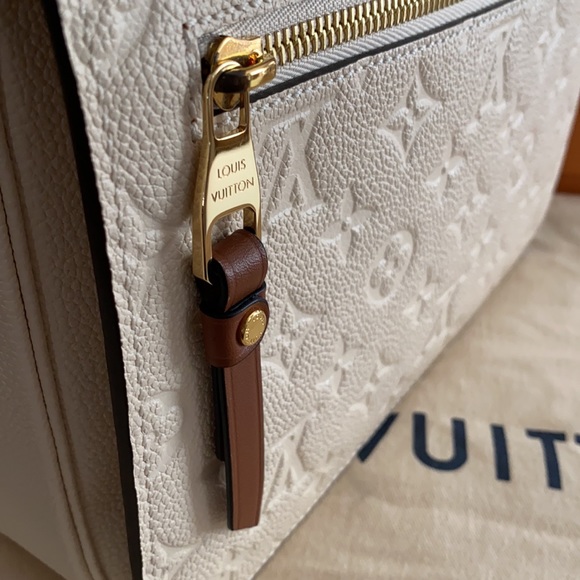 Louis Vuitton Empreinte Pouchette Métis MM Cream - Picture 8 of 17